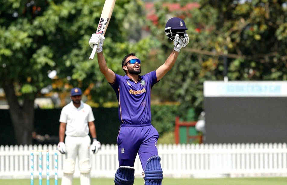 খালি ঘরের সাক্ষ্য: ক্রিকেটের ডেটা, ব্লকচেইন আর বিশ্বাসের নীরব স্থাপত্য