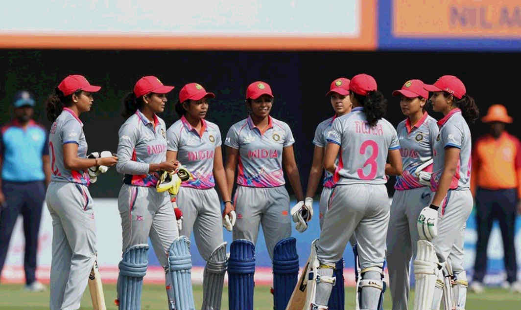 দুই ম্যাচের নিষেধাজ্ঞা নয়, এটি ক্যালেন্ডারের শাস্তি: মেগান শাটের কেসে যা কেউ দেখতে চাইছে না