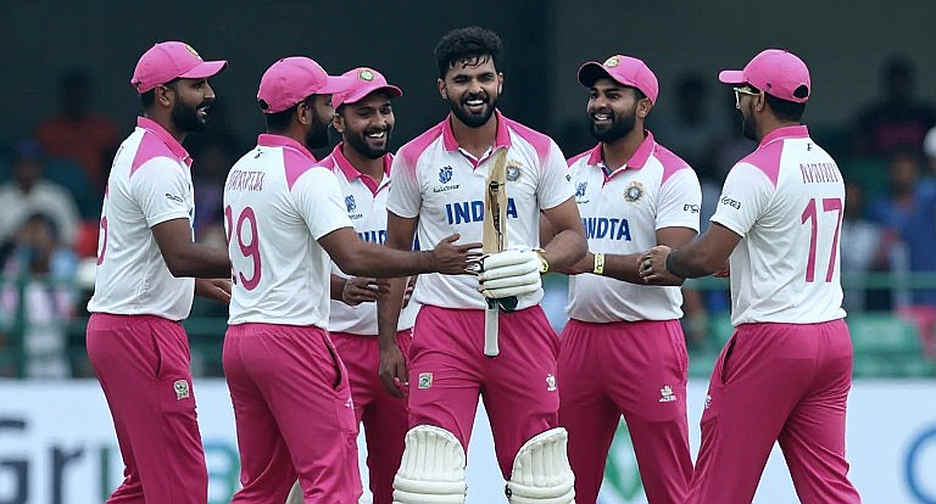ব্লকচেইন ও ক্রিকেট: ৩০০ কিলোমিটার দূর থেকে গোনা দর্শক আর স্মার্ট কন্ট্রাক্টের বিপ্লব
