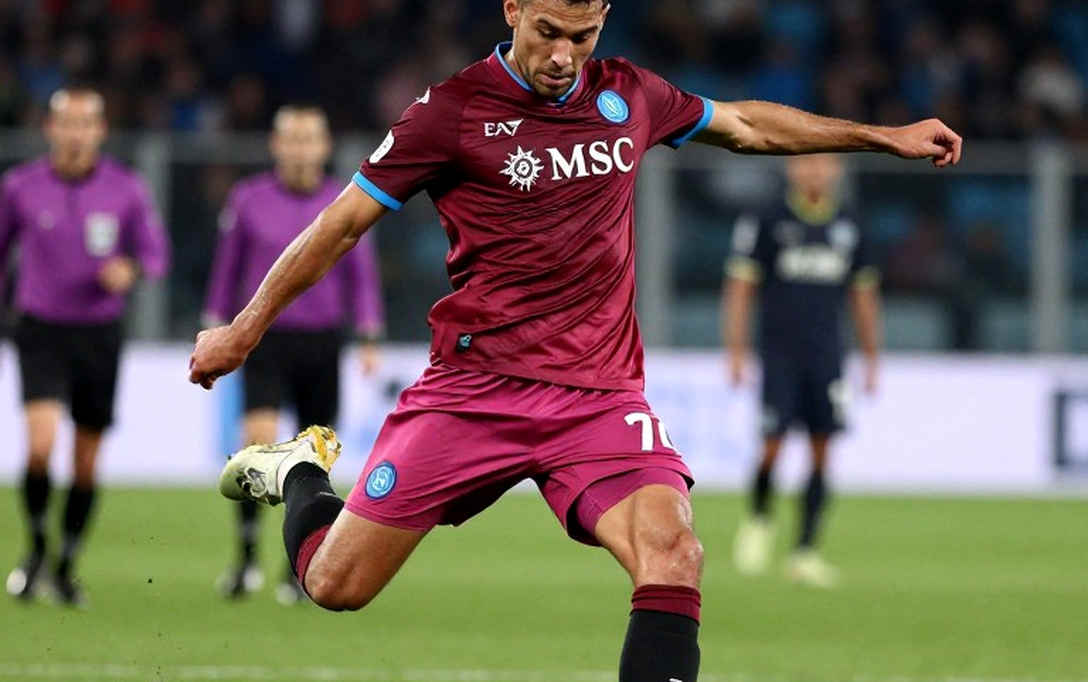 A Fish-Market Report on the Football Analyst's Desk: Can Blockchain Protect Sports-Data Integrity? A Fish-Market Report on the Football Analyst's Desk: Can Blockchain Protect Sports-Data Integrity?