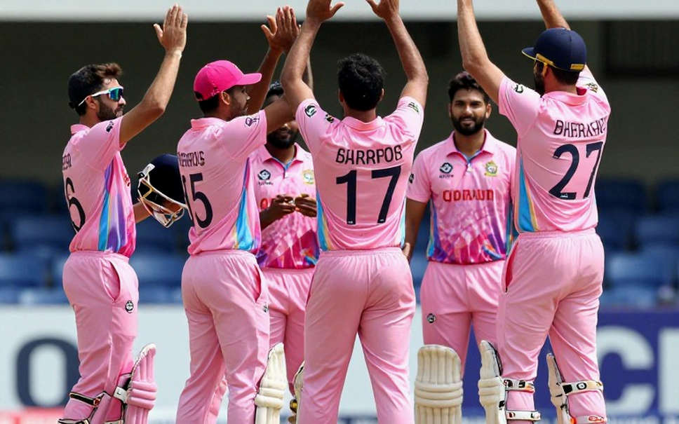 ট্রান্সফার উইন্ডোর ছায়ায় মেডিকেল ফাইল: ক্রিকেটের ইনজুরি-প্রতিশ্রুতি এবং যে ঘড়ি কেউ থামায় না ট্রান্সফার উইন্ডোর ছায়ায় মেডিকেল ফাইল: ক্রিকেটের ইনজুরি-প্রতিশ্রুতি এবং যে ঘড়ি কেউ থামায় না